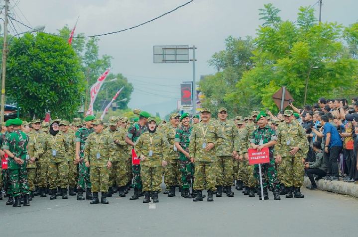Kepala daerah yang mengikuti kegiatan retreat kepala daerah yang digelar di Akademi Militer (Akmil), Magelang, Jawa Tengah.