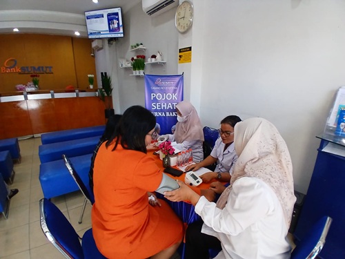 Pojok Sehat Purna Bakti Bank Sumut digelar rutin bagi nasabah pensiunan di seluruh kantor cabang.