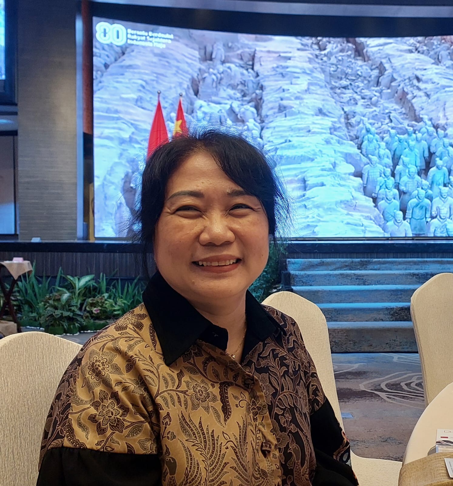 Prof Lily, MBA. (Ist)