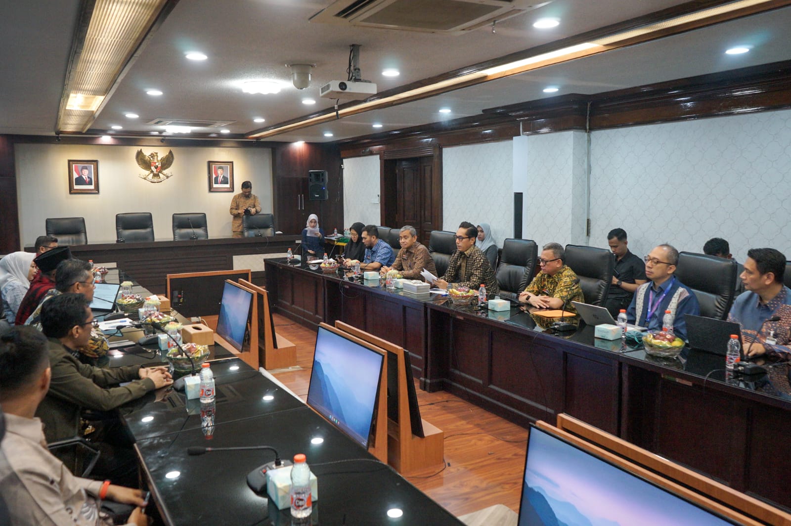 Pemko Tanjungpinang blusukan ke Pemko Medan pelajari penghasilan pajak dari restoran. (Ist)