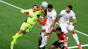 Mesir lolos ke babak 32 besar usai menahan imbang Iran 1-1. (Foto : Google)